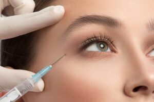 client getting botox on crows feet 
